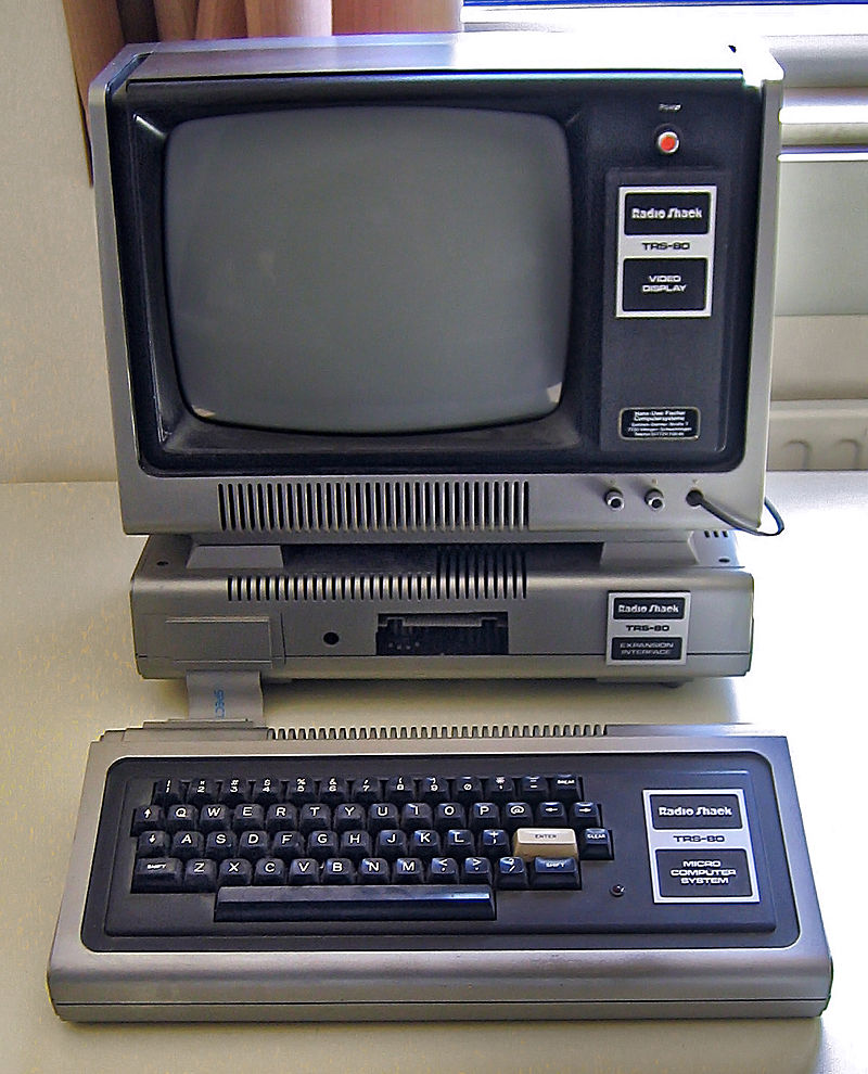 800px-TRS-80_Model_I_-_Rechnermuseum_Cropped